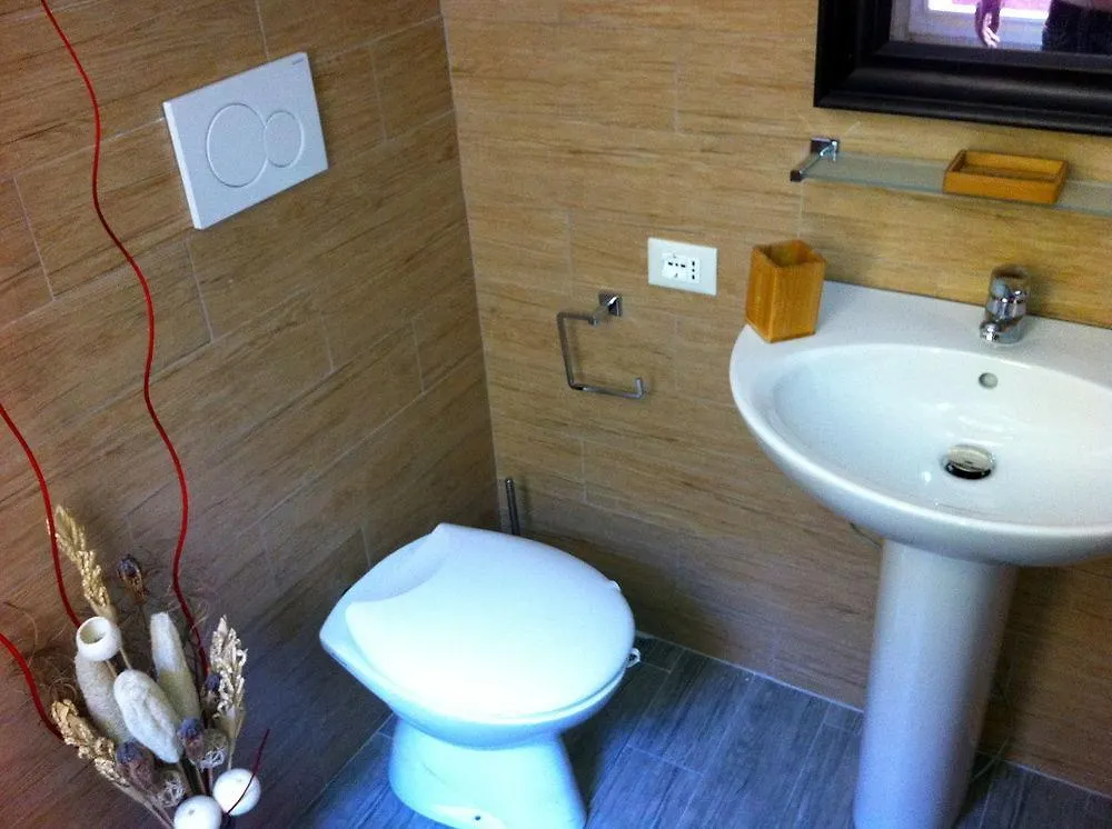 ** Guest house Rigoletto Rental Rooms Verona Italy